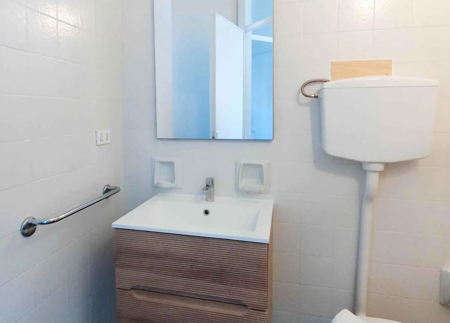 Apartment In Lido Di Jesolo 24800