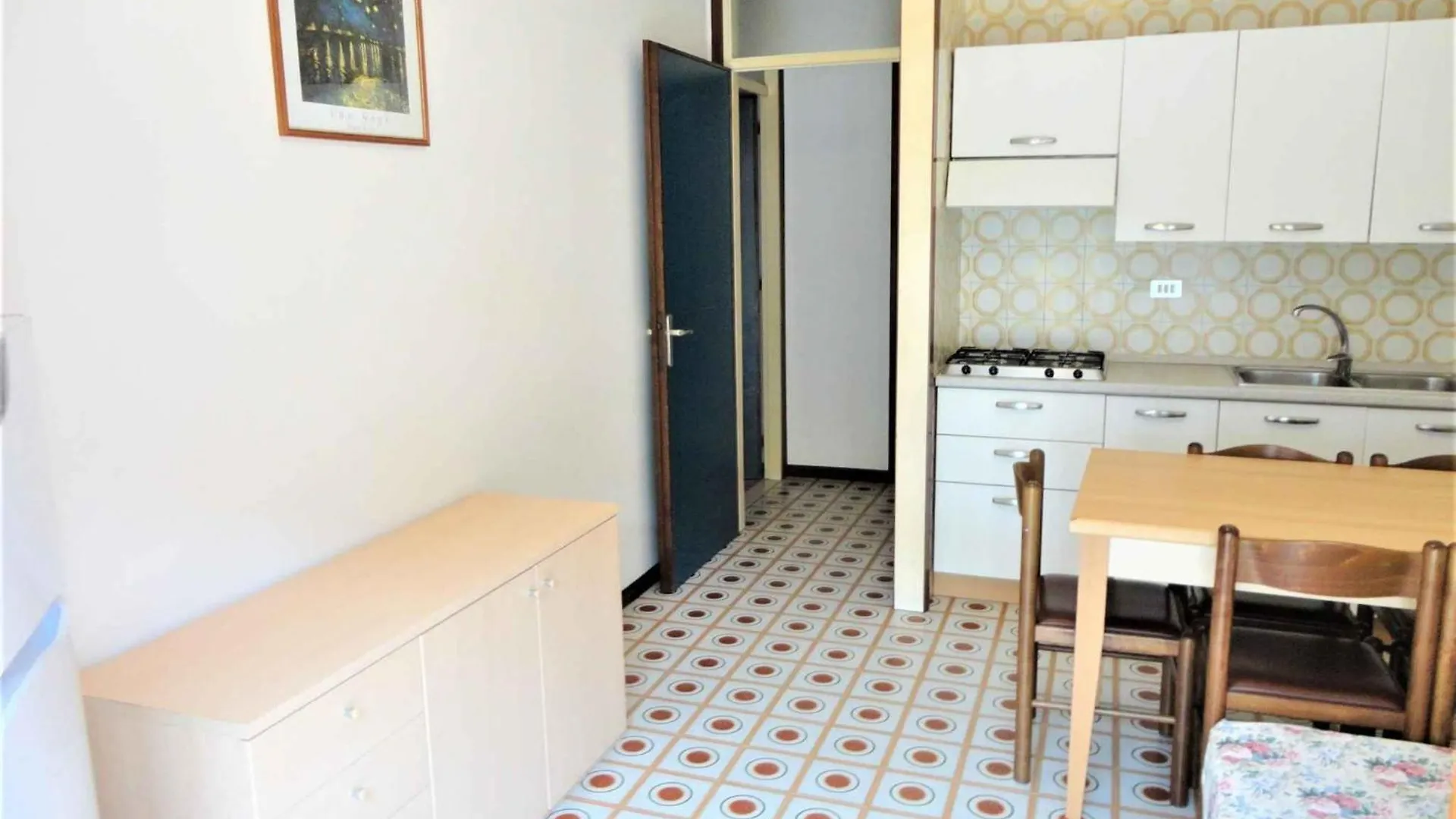 Apartment In Lido Di Jesolo 24800